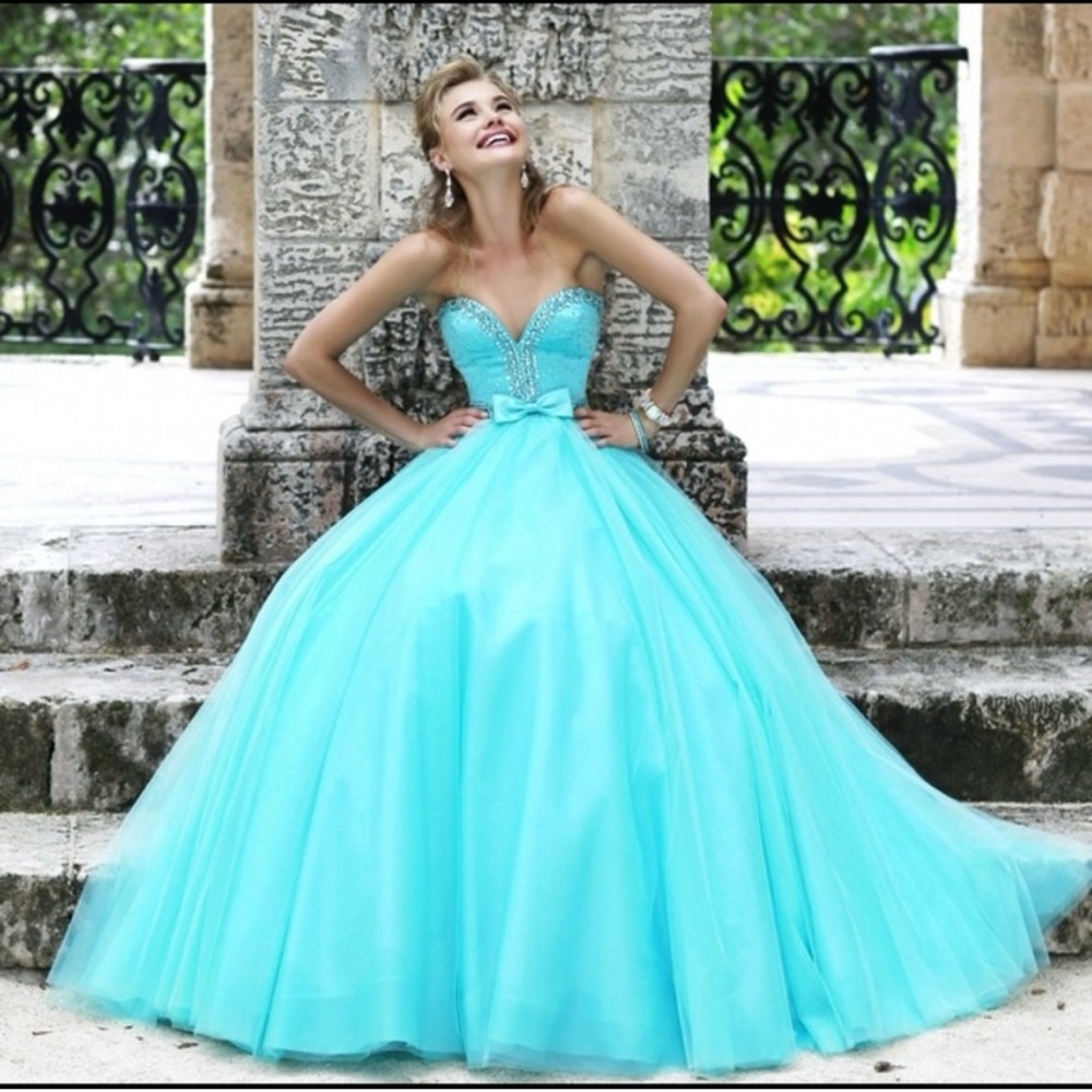 Sherri Hill Cinderella Ballgown